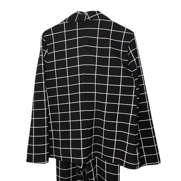 SHIEN Grid Print Blazer & Straight Leg Pants Set - Picture 3 of 5